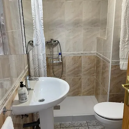 En Plaza Triangular Y Muy Cerca De La Playa Апартаменты