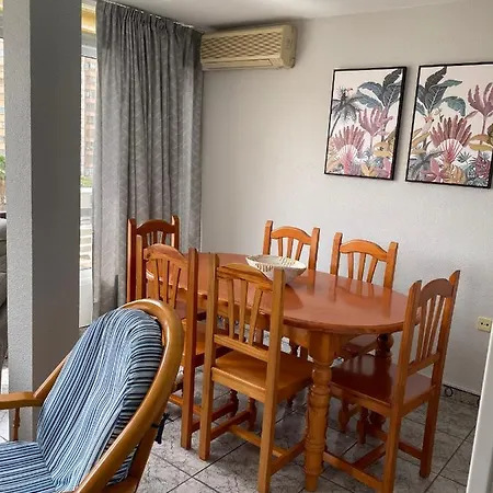 Apartmán En Plaza Triangular Y Muy Cerca De La Playa