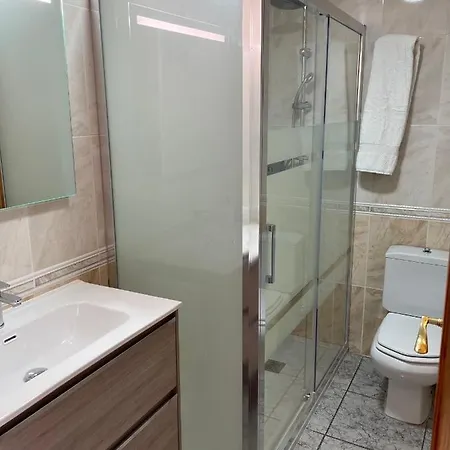 Apartmán En Plaza Triangular Y Muy Cerca De La Playa *