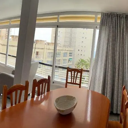 Apartmán En Plaza Triangular Y Muy Cerca De La Playa