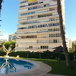 En Plaza Triangular Y Muy Cerca De La Playa Apartment